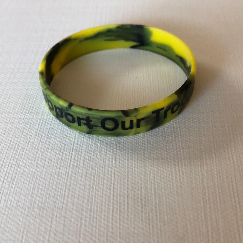 Support Our Troops bracelet